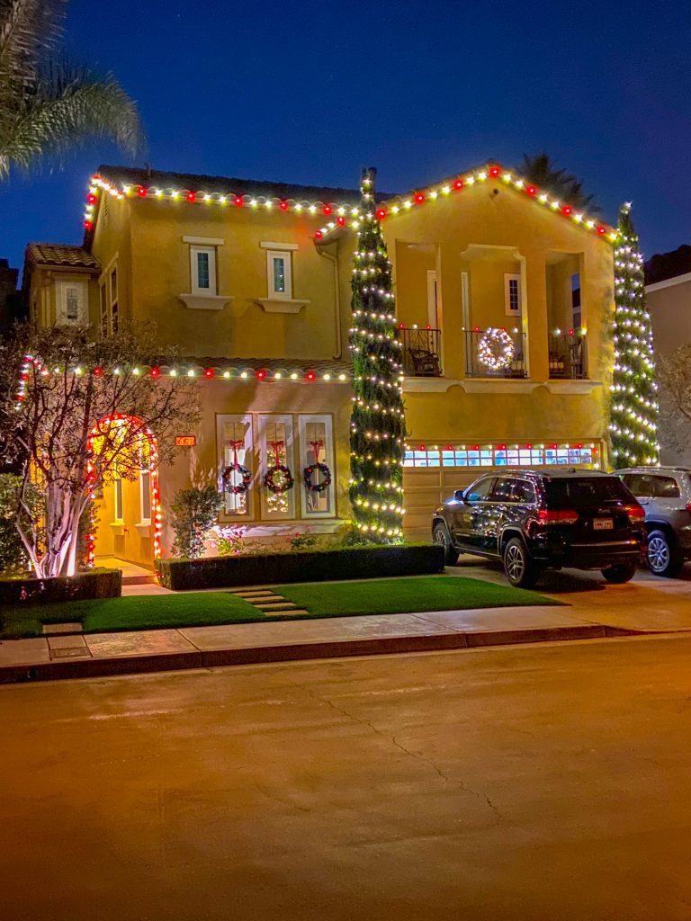 sjc-decked-out-red-white-led-xmas-lights